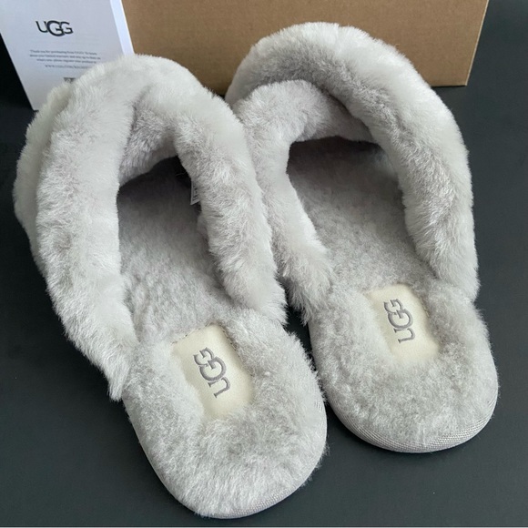NIB UGG Scuffita Genuine Shearling Slide Slippers - Picture 4 of 15